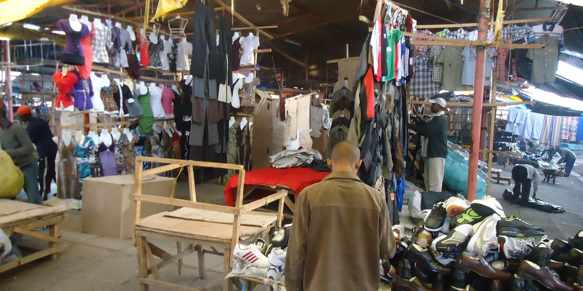 shopping muthurwa market in kenya from instaglobalvisa
